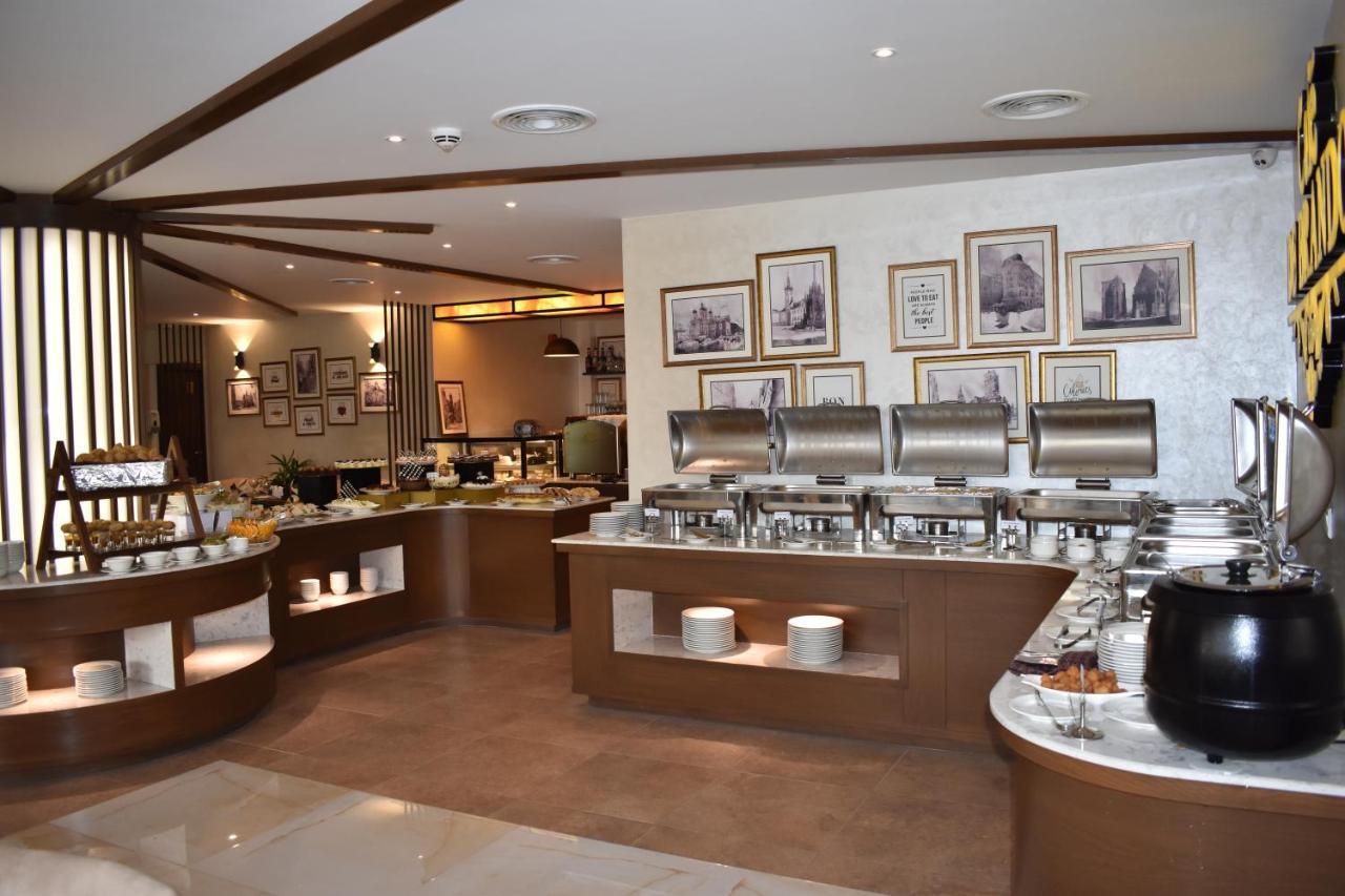 Faletti'S Grand Hotel Multan Exterior foto